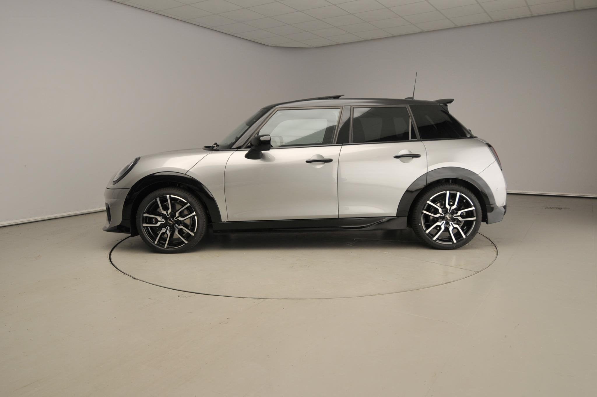 MINI 5-Deurs 2.0 Cooper S John Cooper Works Trim | Pakket XL, Auto's, 4 cilinders, Leder en Stof, Bedrijf, Nieuw