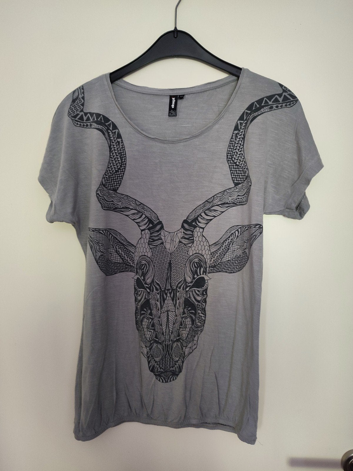 Grijs Eksept shirt met Gazelle, maat M, Ophalen of Verzenden, Zo goed als nieuw, Korte mouw, Eksept