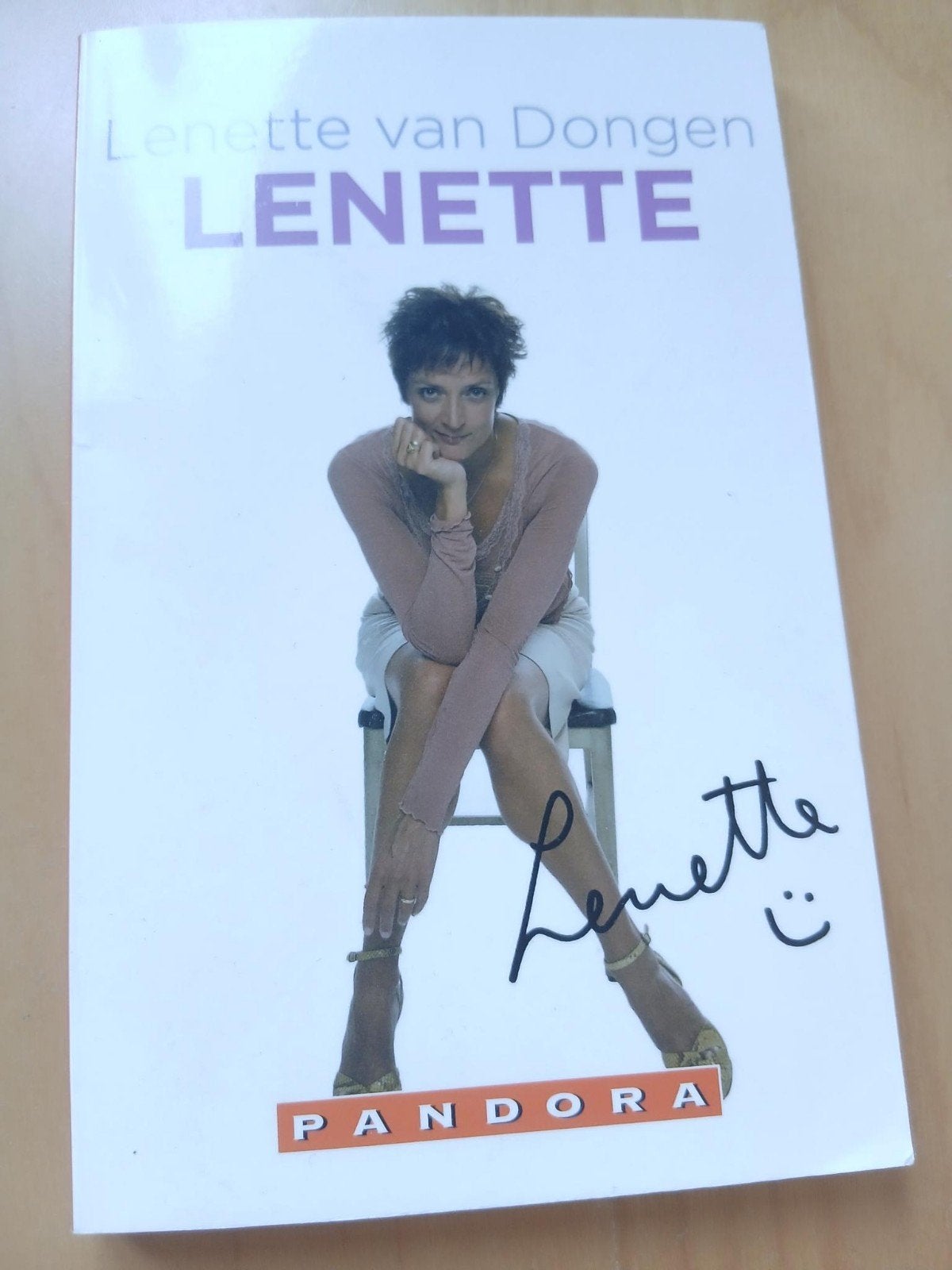 Lenette van Dongen - Lenette (Gesigneerd), Verzenden, Zo goed als nieuw, Lenette van Dongen, Overige