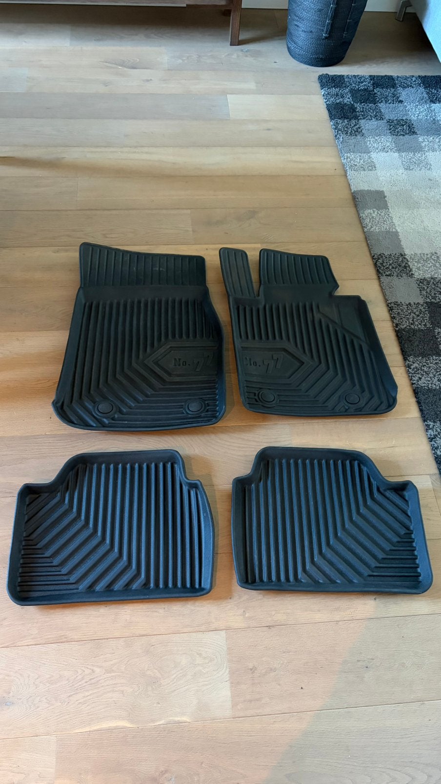 Bmw f20 vloermatten rubber / kunstof winter gratis, Ophalen, Zo goed als nieuw