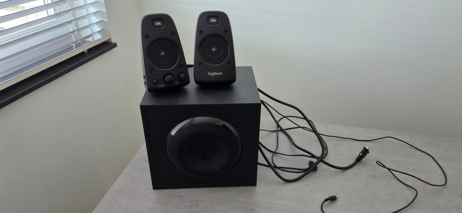 Logitech Z623 speakersysteem, Ophalen, Gebruikt, Audiokanaal 2.1, Logitech