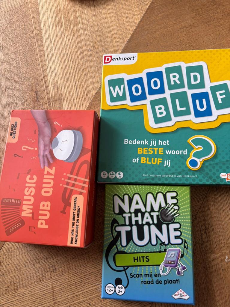 Pakket 3 spelletjes, Ophalen, Zo goed als nieuw