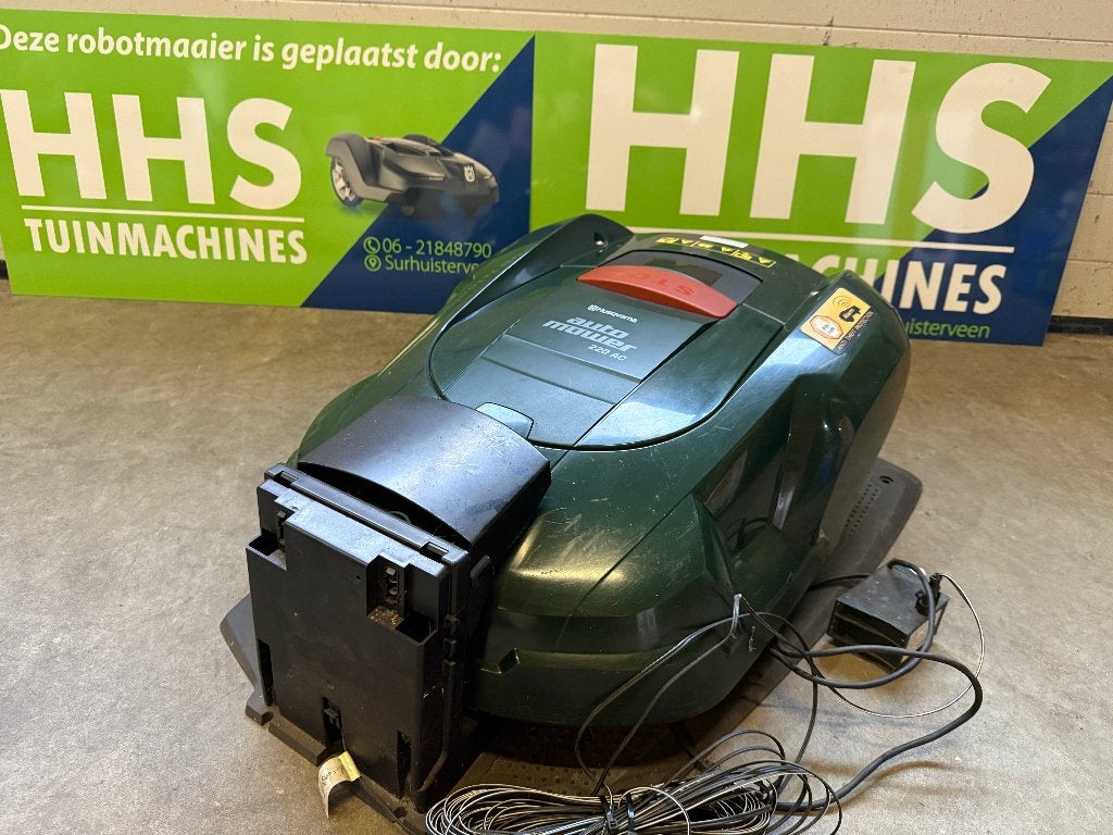 bet Husqvarna automower 220 ac met weinig uren vanaf, Tuin en Terras, Ophalen of Verzenden, 20 tot 25 cm