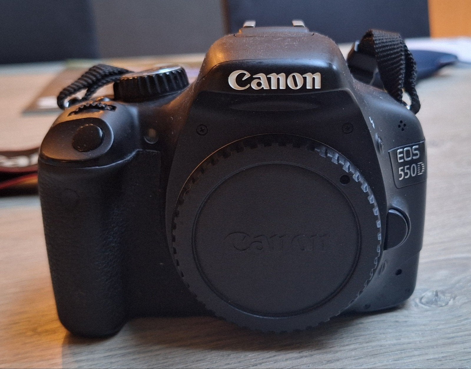 Canon EOS 550D Spiegelreflexcamera - Goede Staat + 2 Accu's, Audio, Tv en Foto, Gebruikt, Accu, Spiegelreflex, Canon