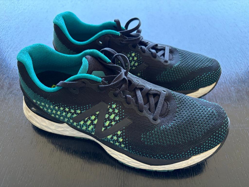 Te koop New Balance hardloopschoenen Fresh Foam 880 mt 42,5, Sport en Fitness, Loopsport en Atletiek, Overige merken, Hardloopschoenen
