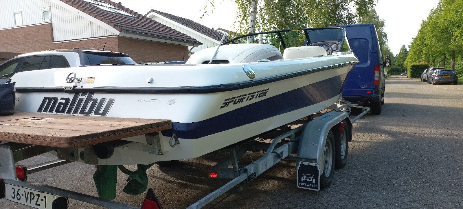Foto 2 van Ski / plezier boot. Merk Malibu
