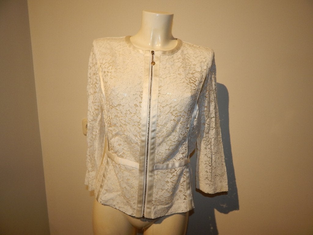 Elisabetta Franchi kant vest jasje room wit merk bedel I42, Wit, Zo goed als nieuw, Maat 36 (S), Elisabetta Franchi