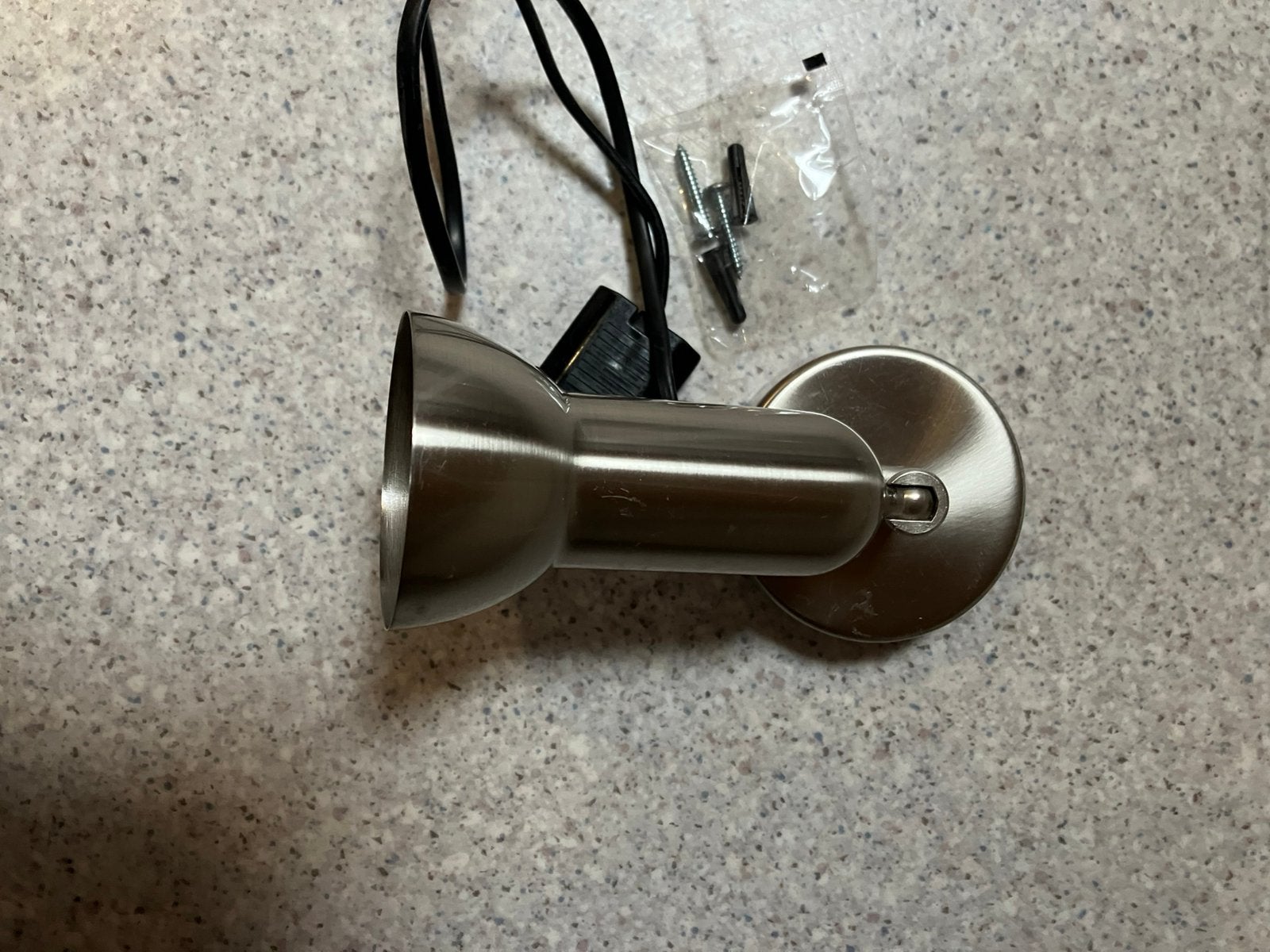 Spot lamp, Ophalen, Zo goed als nieuw