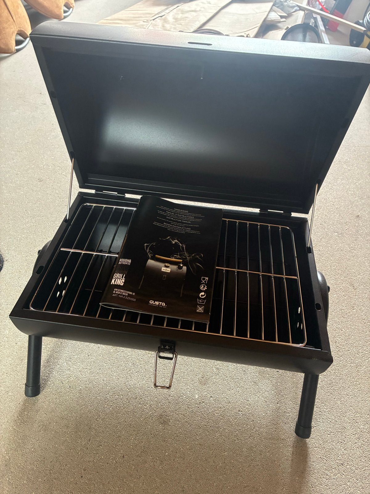 Compacte BBQ Grill - Ideaal voor picknicks en camping, Ophalen, Nieuw