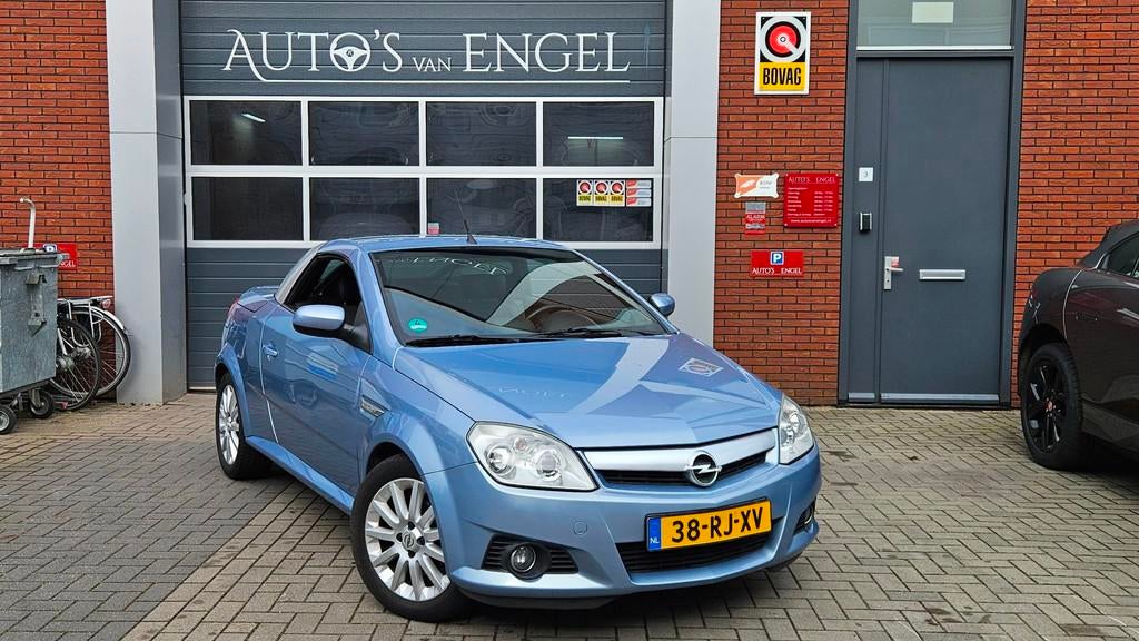 Opel Tigra TwinTop 1.8-16V Temptation zo mee dak gaat niet o, Auto's, Opel, 125 pk, Gebruikt, Zwart, 4 cilinders