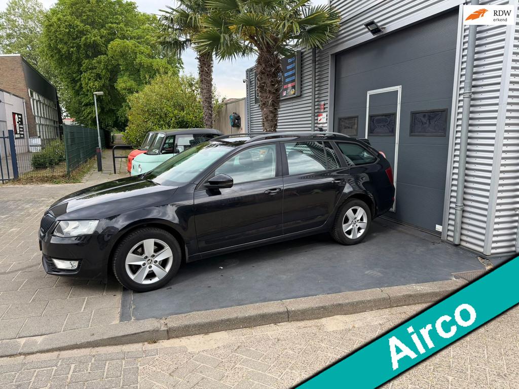 Skoda Octavia Combi 1.6 TDI Greenline Businessline AIRCO, Auto's, Skoda, Bedrijf, Te koop, Octavia, ABS, Airbags, Airconditioning