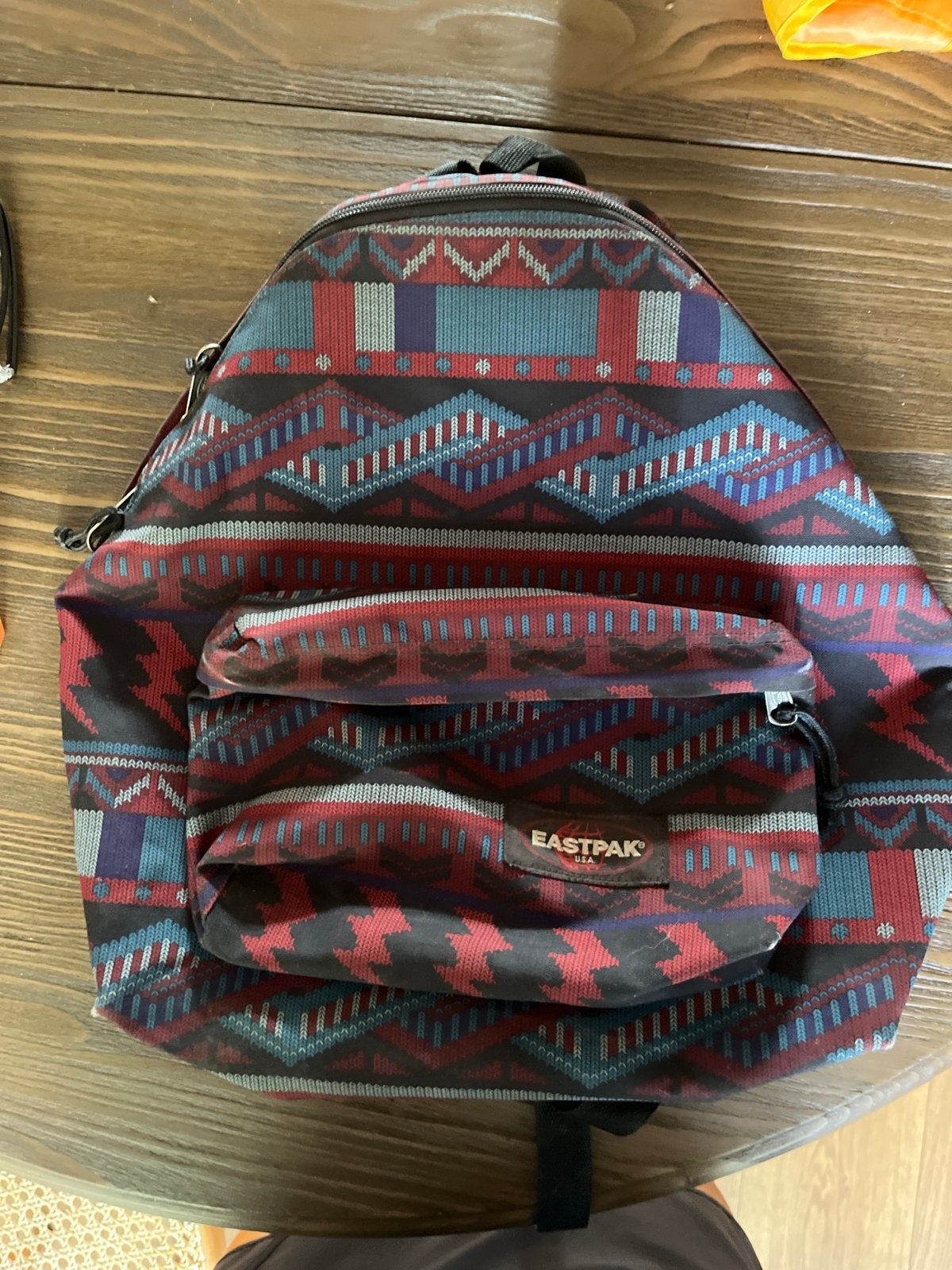 Eastpak rugzak met uniek patroon, Ophalen, Gebruikt, 25 tot 40 cm, 30 tot 45 cm