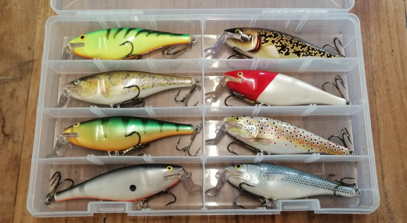 Pluggen: Rapala Super Shad Rap 14 cm in grote Spro tacklebox, Ophalen, Overige typen