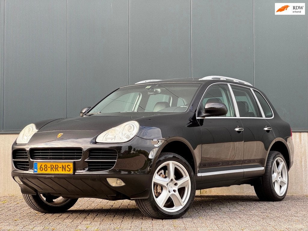 Porsche Cayenne 4.5 S|LUCHTVER|XENON|PANO|TREKHAAK|LEDER, Auto's, Porsche, Cayenne, Zwart, Leder, Bedrijf