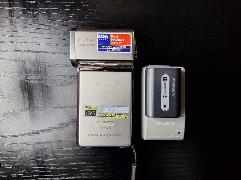 Sony Hanydcam HDR-TG3 [ Retro / Vintage ], Full HD, 20x of meer, Refurbished, Ophalen of Verzenden