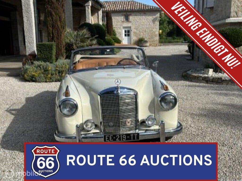 Mercedes-Benz 220 SE Cabriolet Ponton | 1960 | Route 66 Auct, Auto's, Oldtimers, Overige carrosserieën, Zwart, Mercedes-Benz, Bedrijf