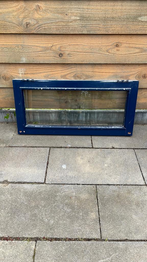 Klapraam dubbelglas, Doe-het-zelf en Verbouw, Kozijnen en Schuifpuien, Gebruikt, Raamkozijn, Hout, Ophalen