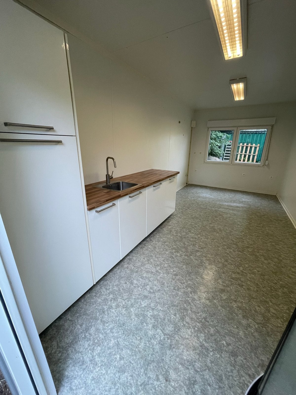 Foto 2 van Woon unit 6x3m nu in prijs verlaagd! € 3250