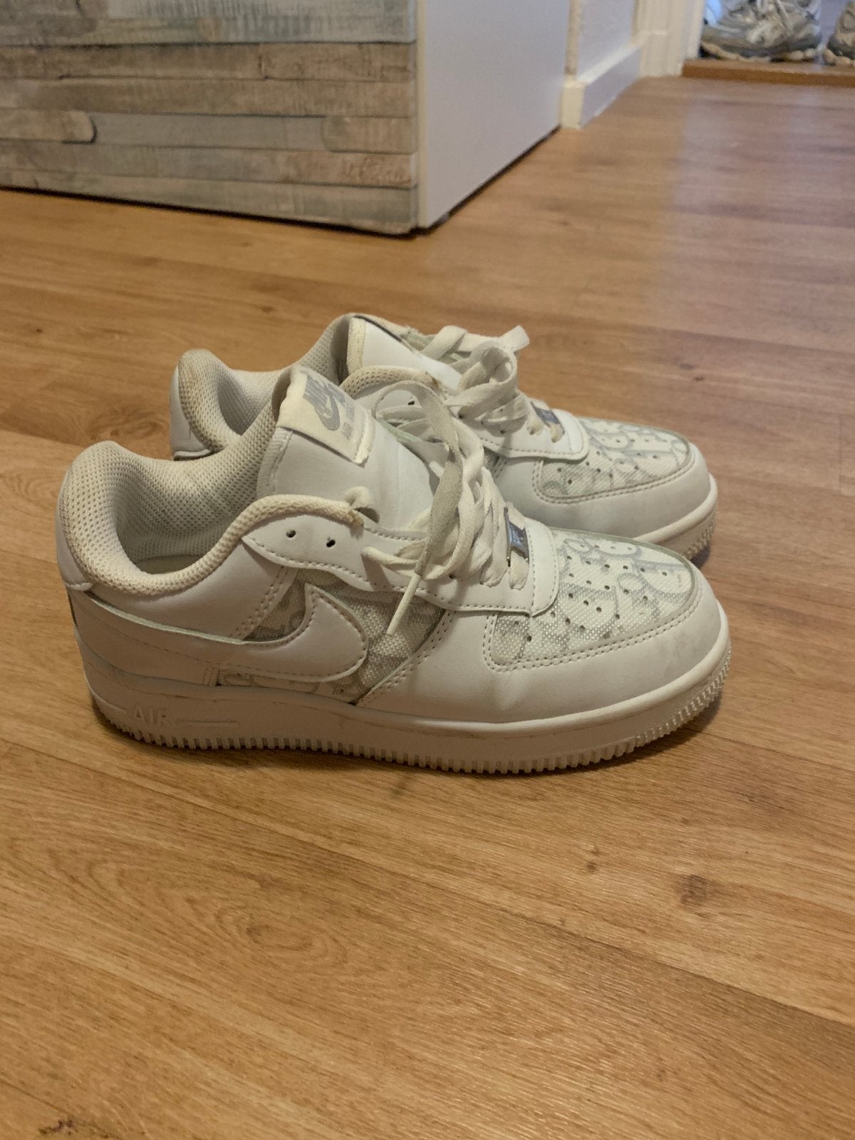 Custom airforce, Ophalen, Zo goed als nieuw