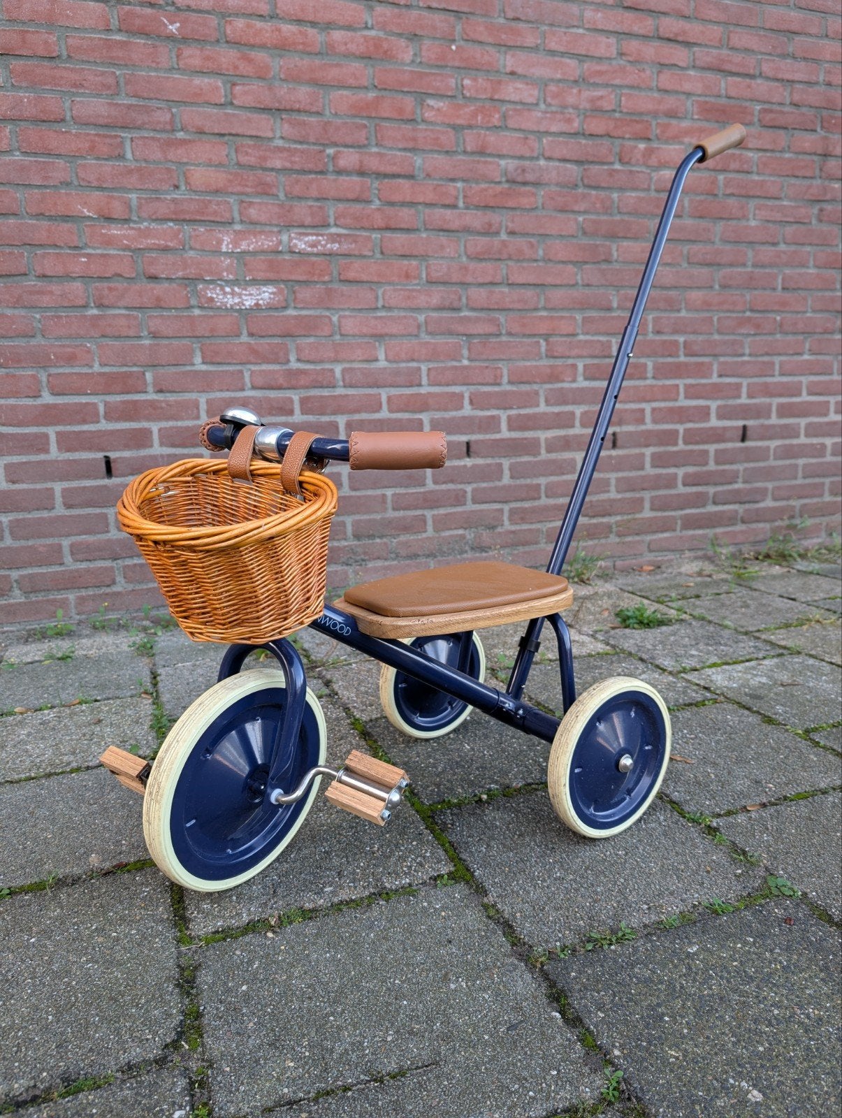 Banwood driewieler - Zo goed als nieuw, Ophalen, Zo goed als nieuw, Banwood, Duwstang