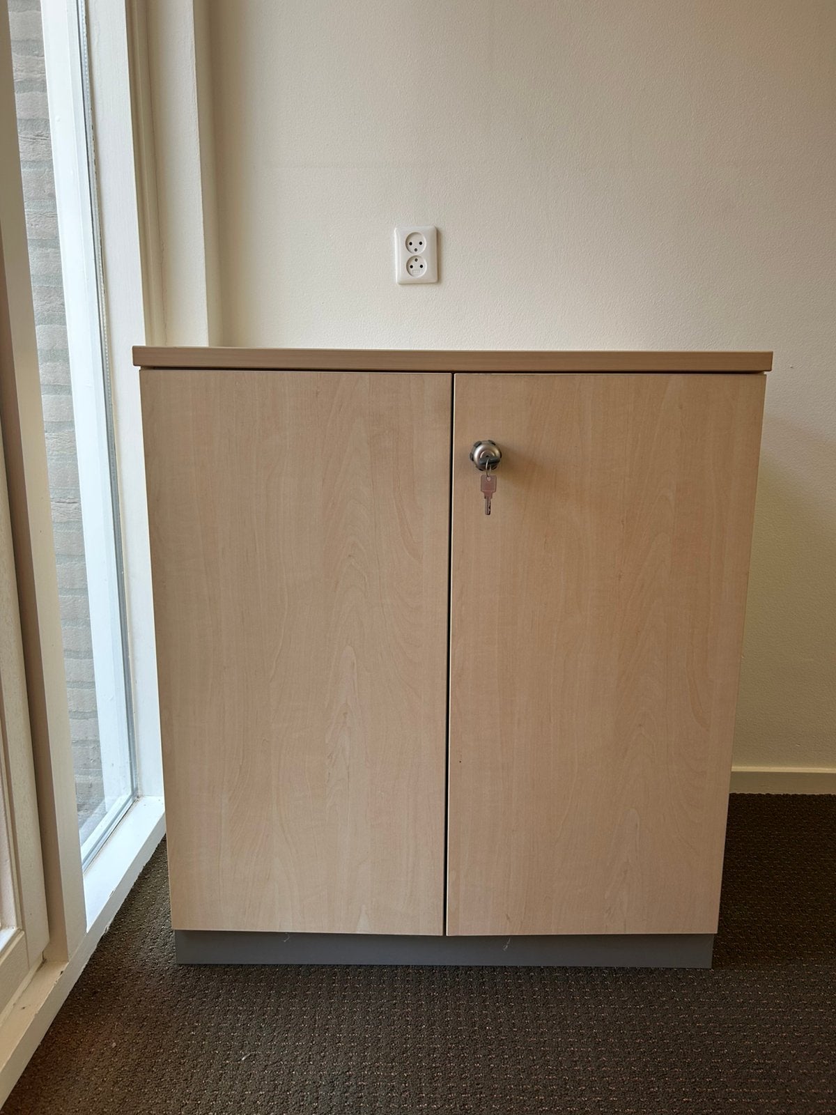 Archiefkast met slot en verstelbare plank, Huis en Inrichting, Ophalen, Gebruikt, 50 tot 100 cm, 25 tot 50 cm