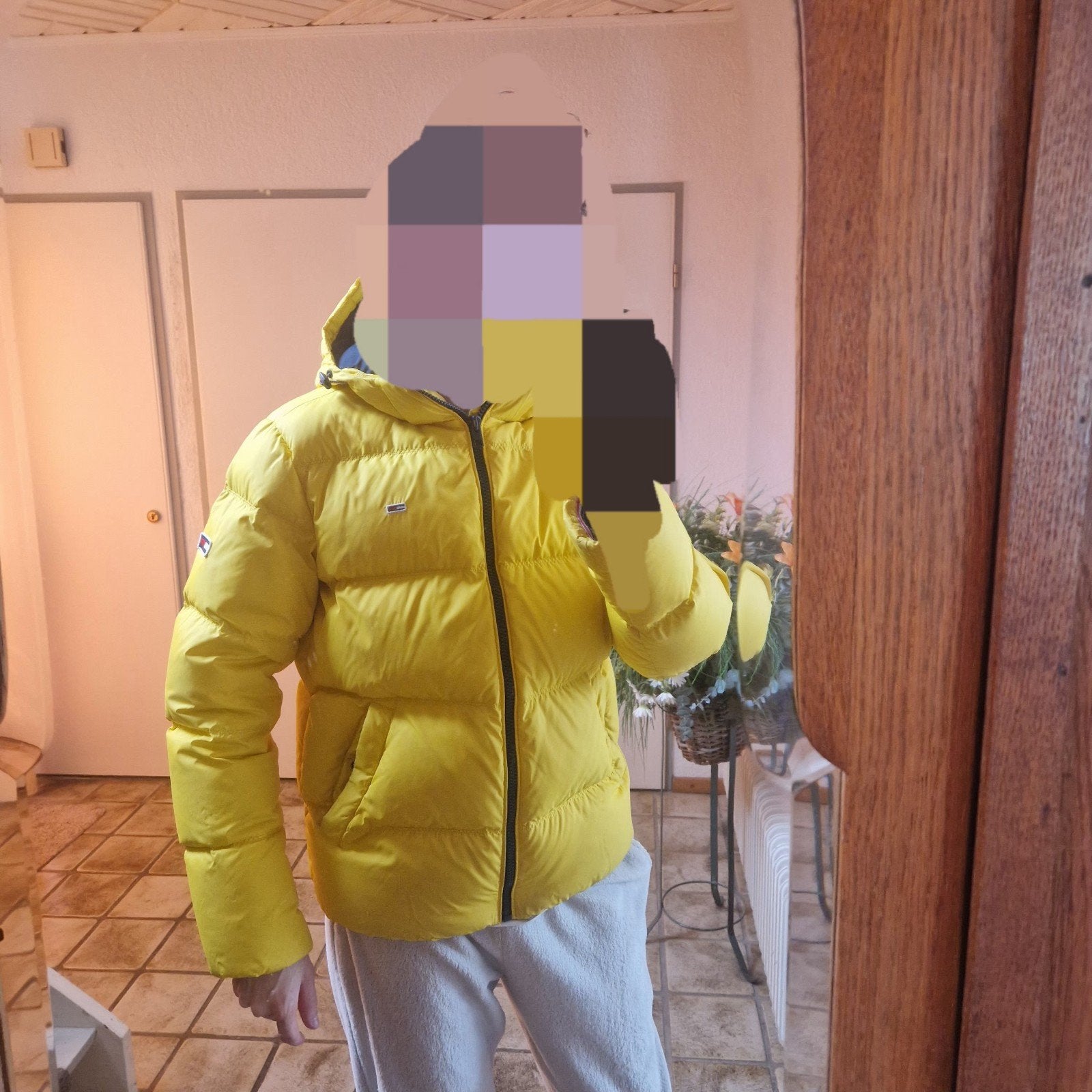 Tommy Jeans Geel Pufferjack Maat L, Geel, Maat 42/44 (L), Ophalen of Verzenden, Zo goed als nieuw