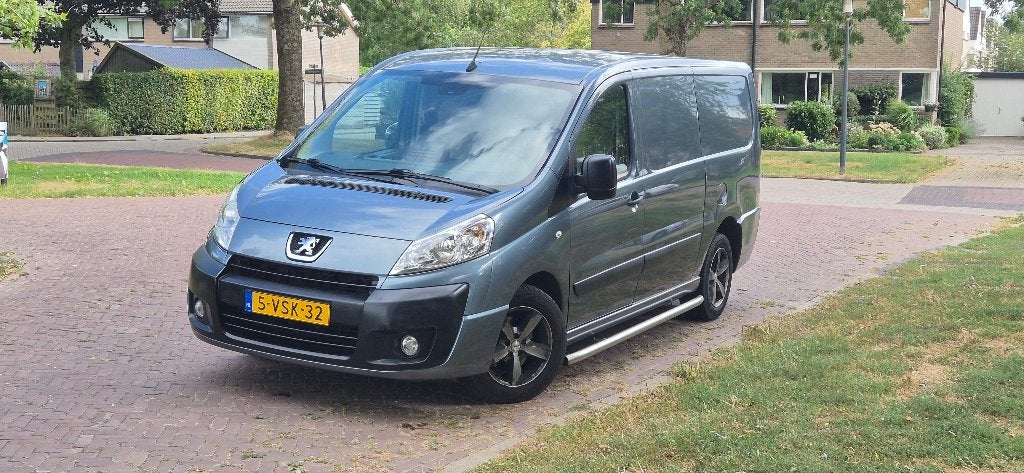 Peugeot Expert 2.0 HDi 163 PK | Trekhaak | Airco, Voorwielaandrijving, 15 km/l, Beige, 4 cilinders