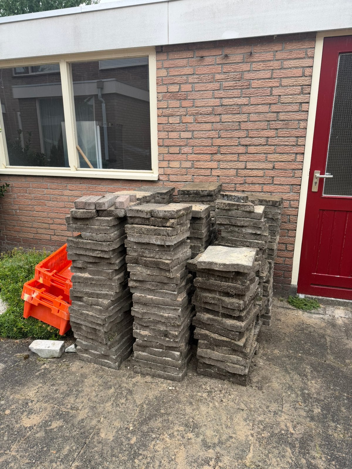 Tegels (gratis), Ophalen, Zo goed als nieuw, Beton, Terrastegels