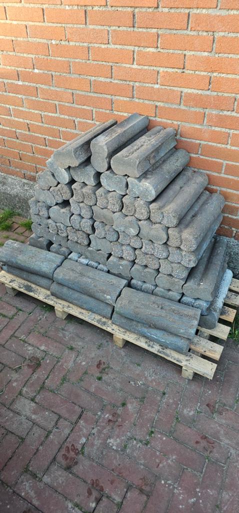 Gratis palisades, Ophalen of Verzenden, Beton, Klinkers