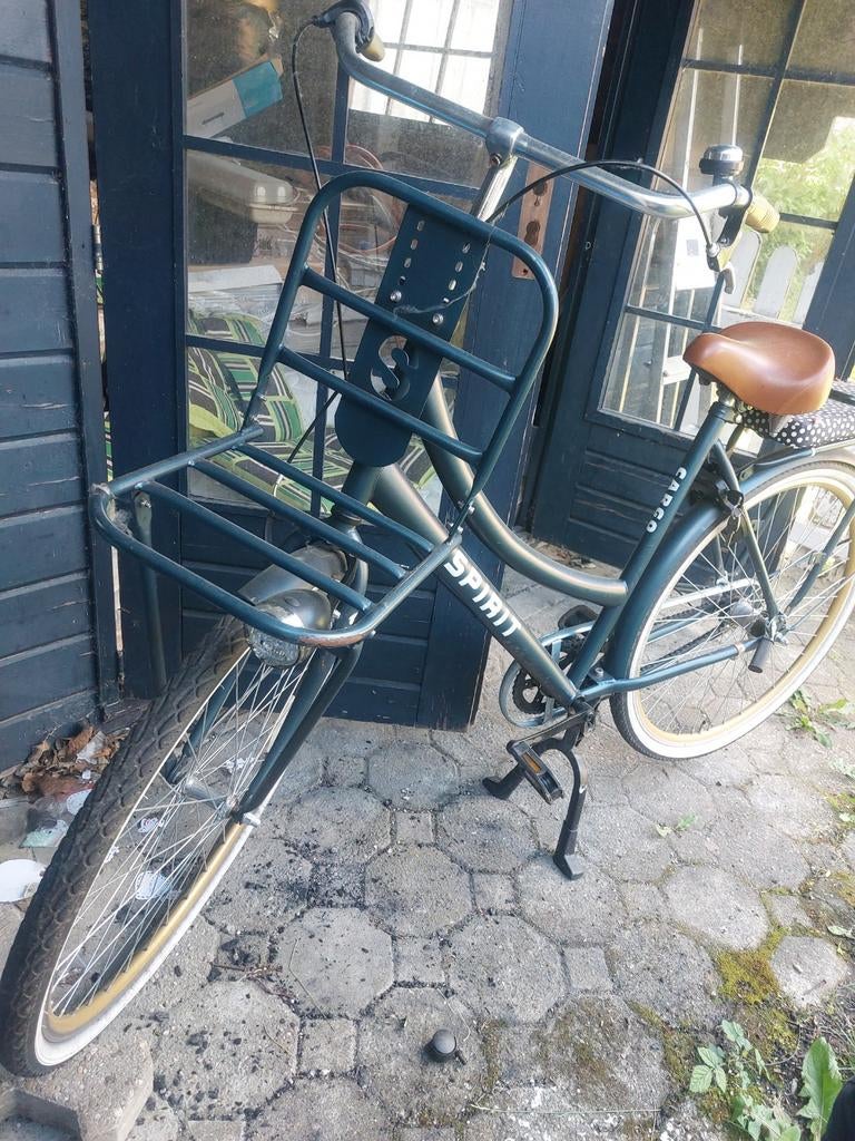 Spirit fiets 28 inch met voordrager en versnellingen, Fietsen en Brommers, Fietsen | Dames | Damesfietsen, Overige merken, Velgrem