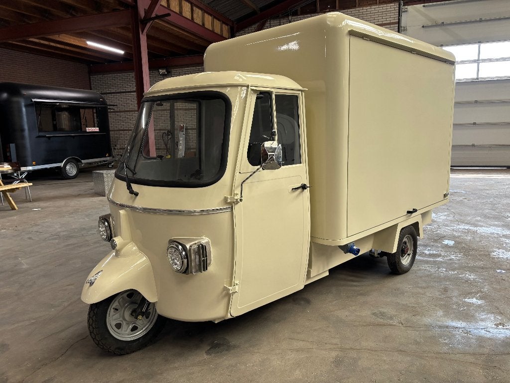 Piaggio APE Look TukTuk | Foodtruck & Promotiewagen, Ophalen of Verzenden