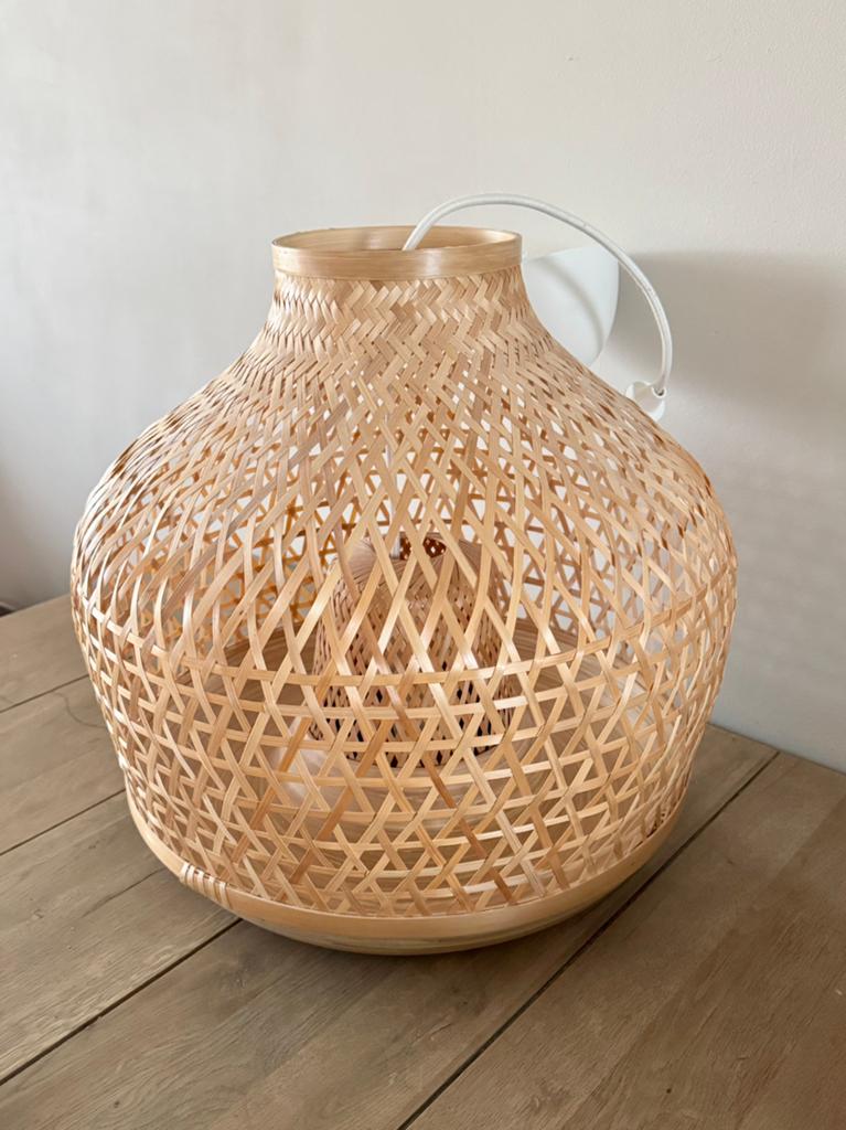 Grote rotan hanglamp IKEA, Ophalen of Verzenden, Zo goed als nieuw, Overige materialen, Minder dan 50 cm