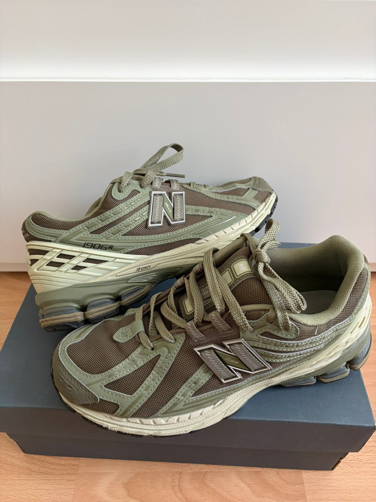 New Balance sneakers 1906R, Ophalen of Verzenden, Zo goed als nieuw, Overige kleuren, Sneakers of Gympen