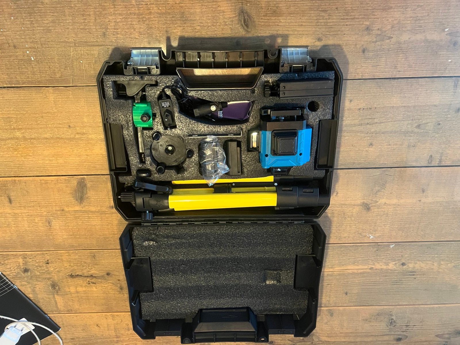 Kruislijnlaser, Ophalen of Verzenden, Nieuw, Multimeter