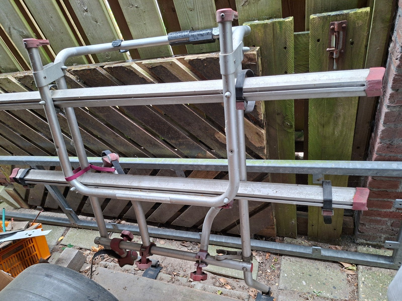 Fietsendrager voor Volkswagen T3 - Achterklepdrager, Ophalen