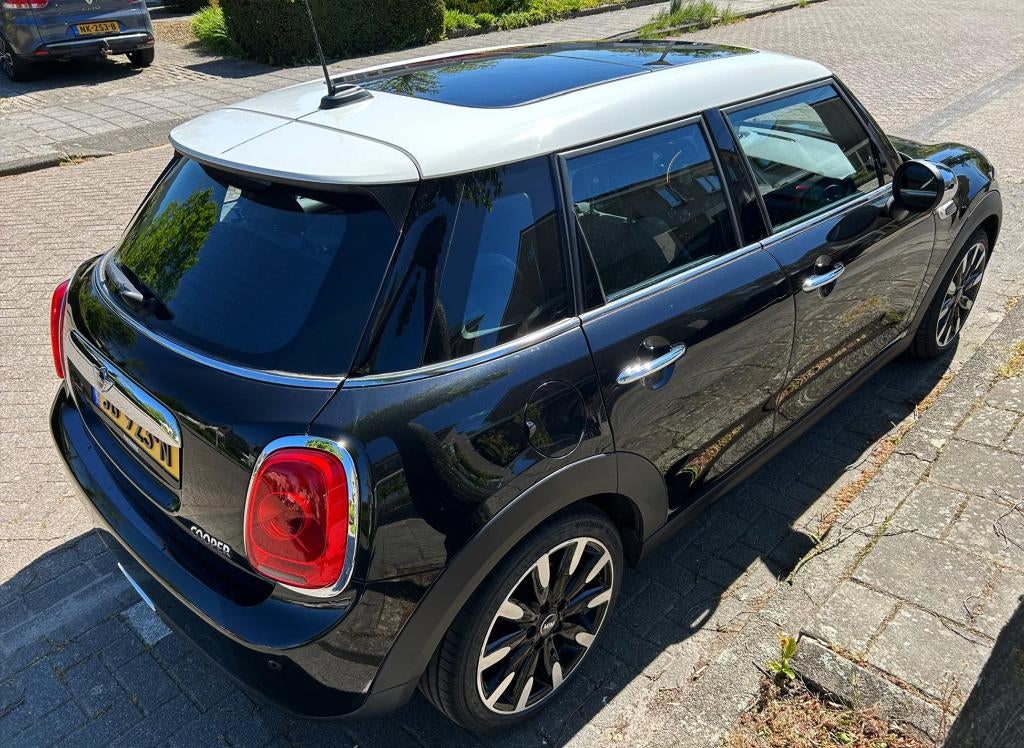 Mini 1.5 Cooper JWC zwart panorama, Auto's, Mini, Particulier, Cooper, ABS, Airbags, Airconditioning, Automatische klimaatregeling