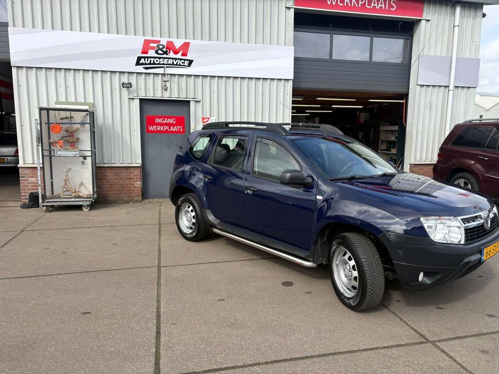 Dacia Duster 1.6 Duster 2wd Trekhaak, camera, sidebars, Voorwielaandrijving, Euro 5, Stof, Gebruikt