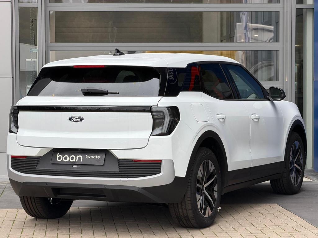 Ford Explorer Standard Range RWD 52 kWh | Adaptive Cruise C., Automaat, 12 maanden, Achterwielaandrijving, Zwart