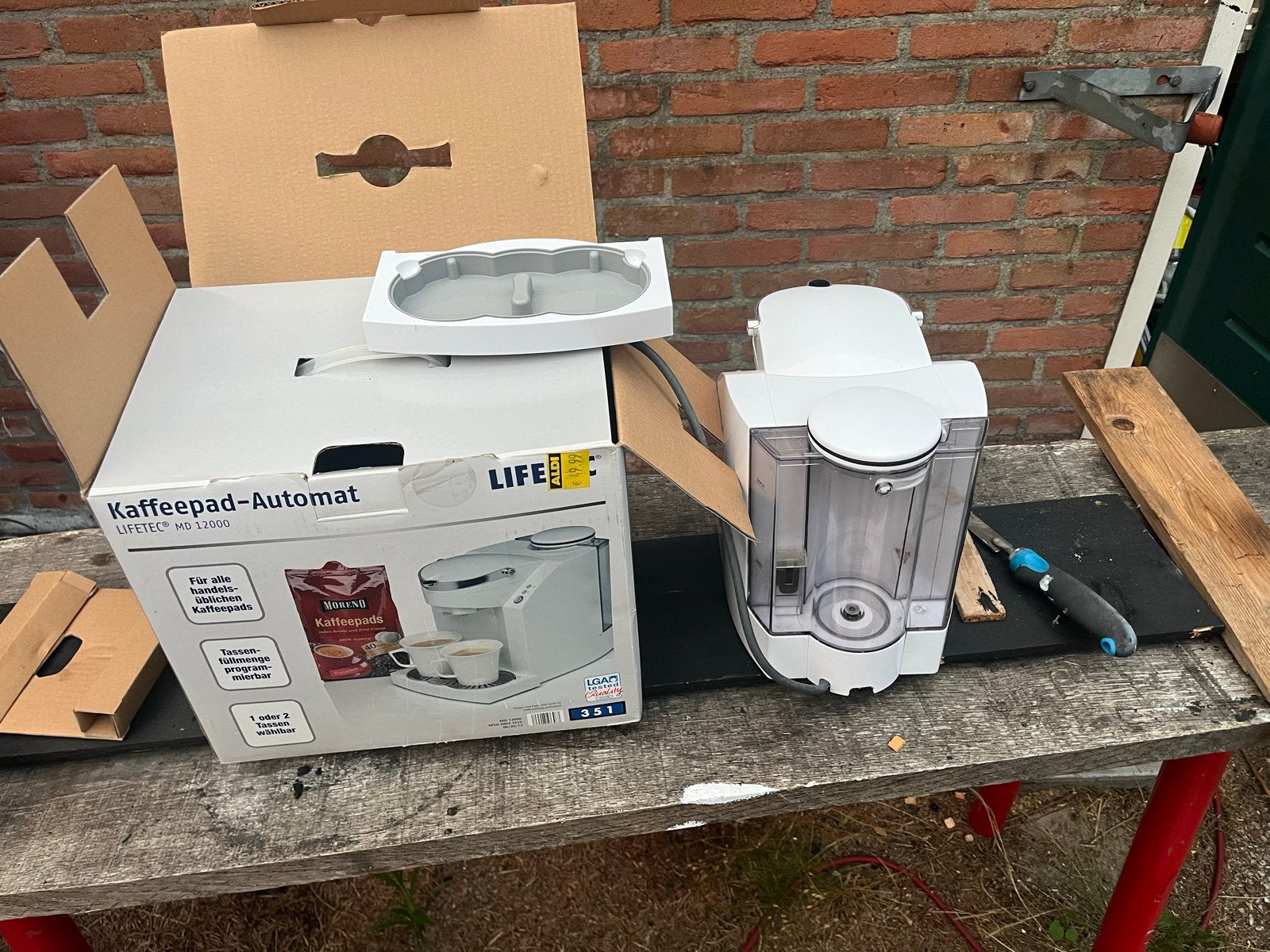 Lifetec MD 12000 Koffiepad-Automaat, Ophalen, Koffiemachine, Zo goed als nieuw, 2 tot 4 kopjes