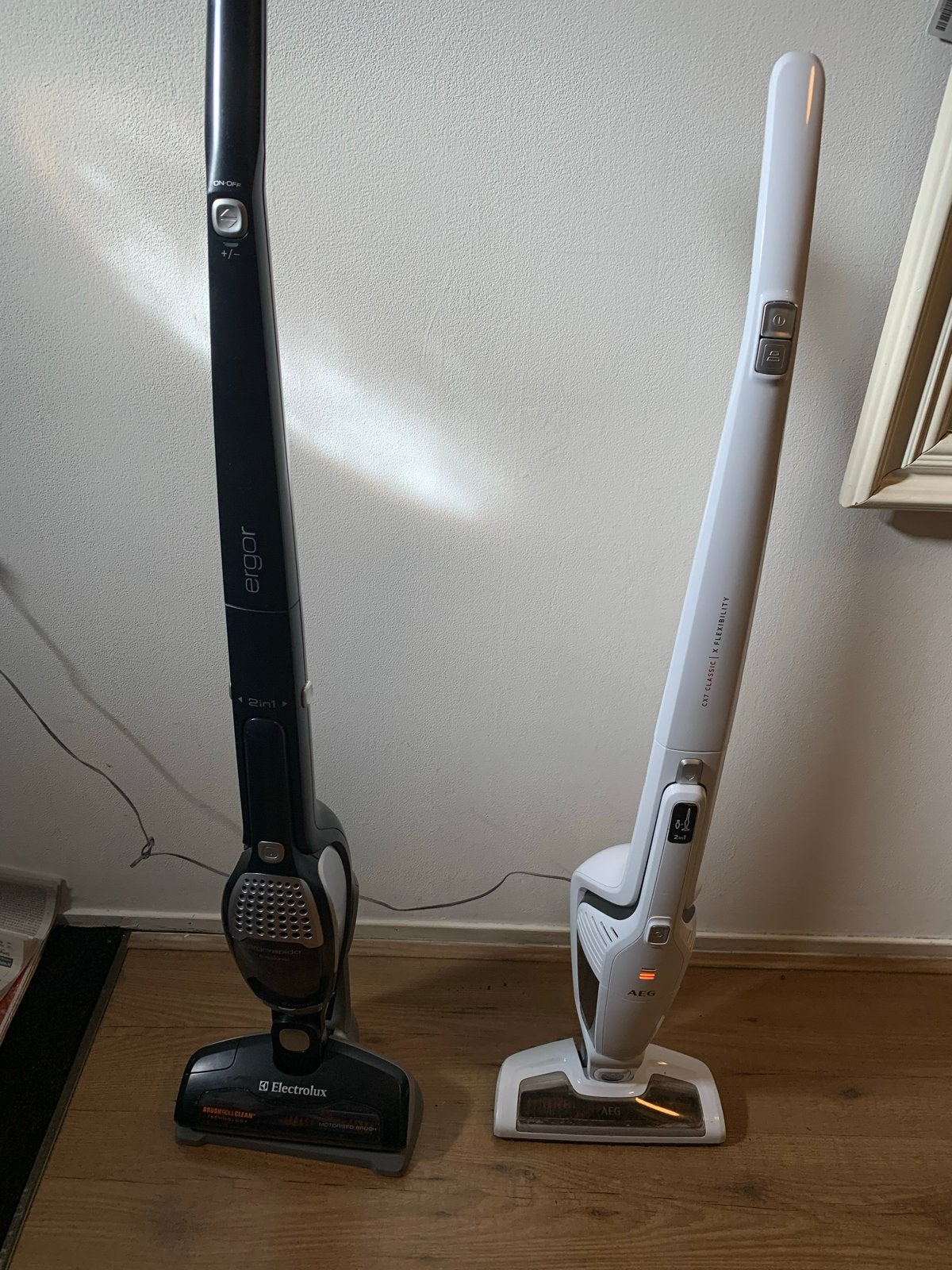 Electrolux Ergorapido & AEG Steelstofzuigers (2-in-1), Witgoed en Apparatuur, Gebruikt, Draadloos, Ophalen of Verzenden, Reservoir