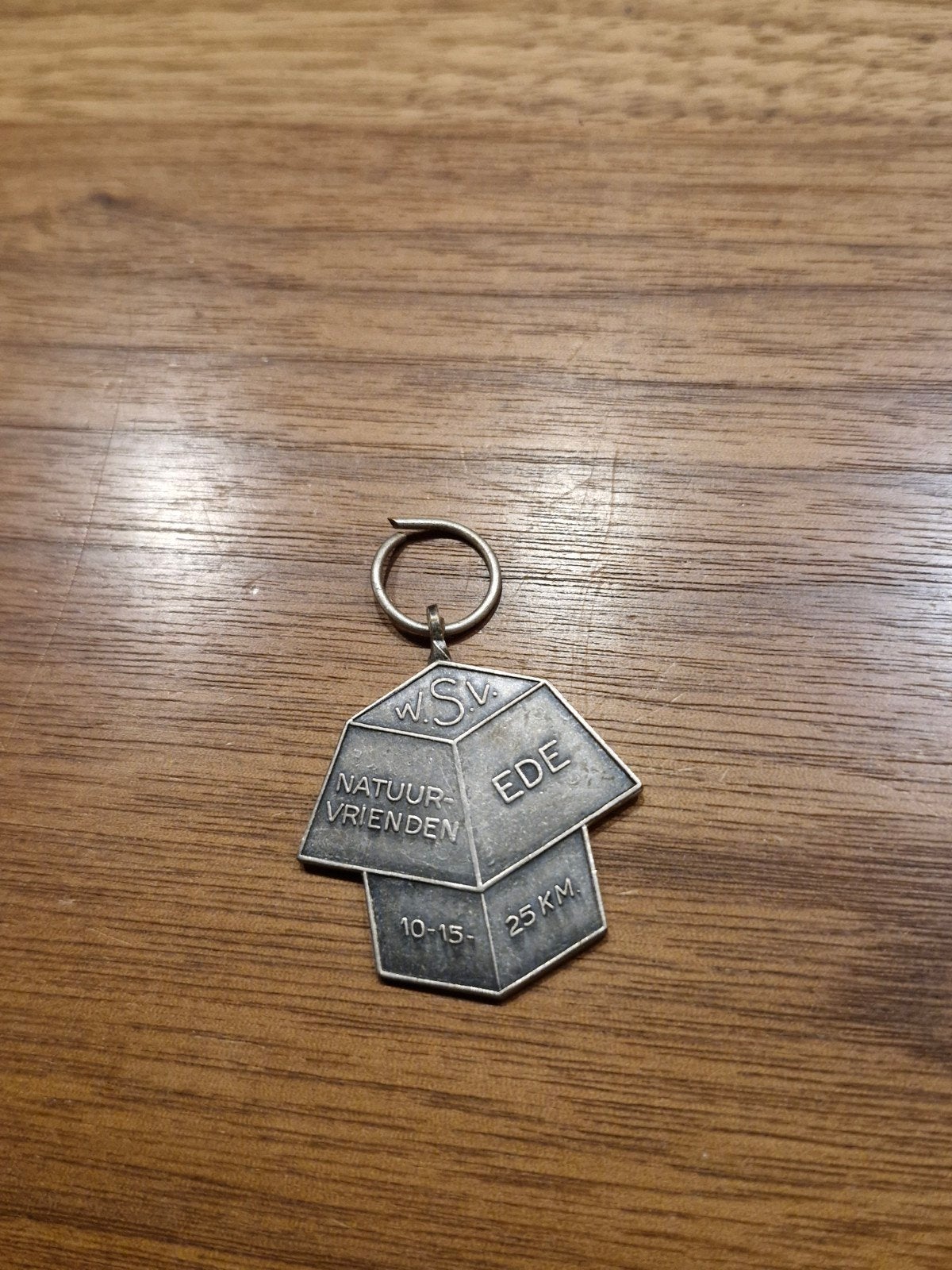 217 Vintage W.S.V. Natuurvrienden Ede 25 KM Medaille, Ophalen of Verzenden, Gebruikt