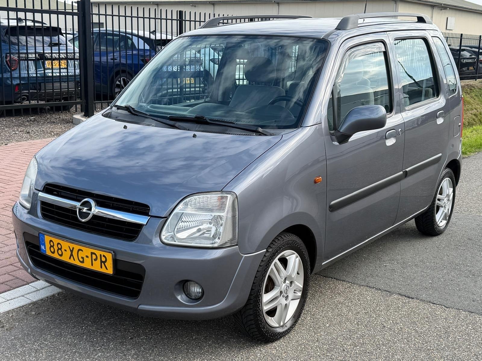 Opel Agila 1.2-16V Essentia/AIRCO/TREKH/APK/NAP, Auto's, Voorwielaandrijving, Origineel Nederlands, Bedrijf, Handgeschakeld
