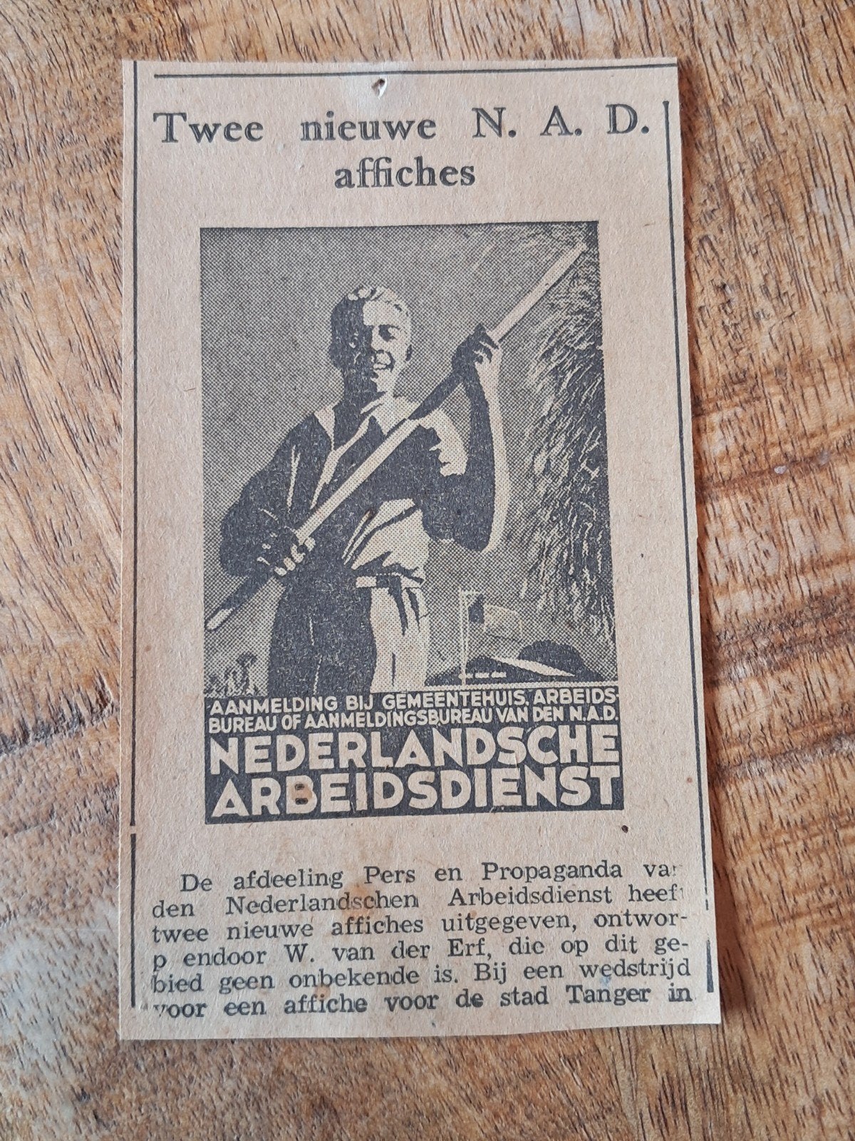 Twee nieuwe n.a.d. affiches, nl arbeidsdienst, Ophalen of Verzenden, Nederland, Embleem of Badge