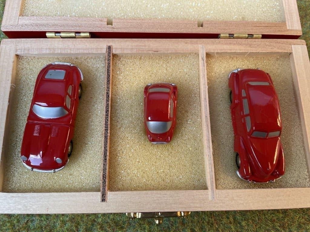 Schuco Piccolo 77302 Jaguar E BMW Isetta Opel Kapitän 1999, Ophalen of Verzenden