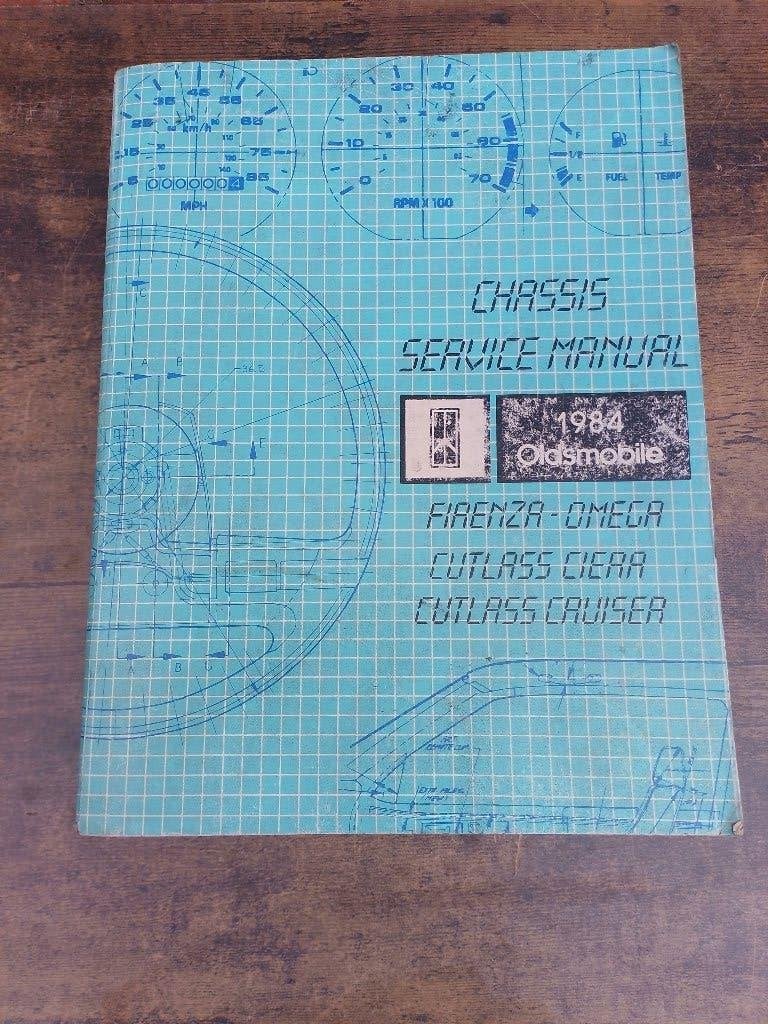 Dik Dealer Werkplaatsboek Oldsmobile 1984 Service Manuel, Ophalen of Verzenden, Gelezen, Overige merken