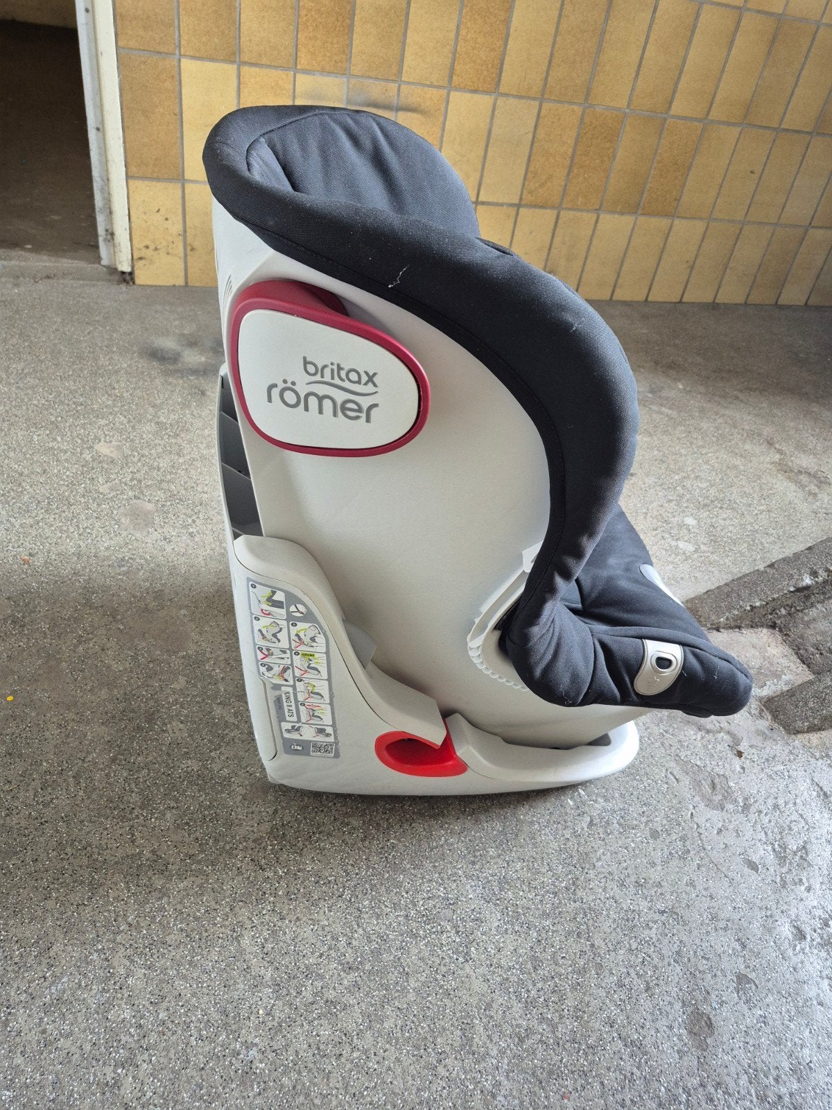 Britax Römer autostoel, zwart, 0-18 kg, Ophalen, 9 t/m 18 kg, Romer, Autogordel
