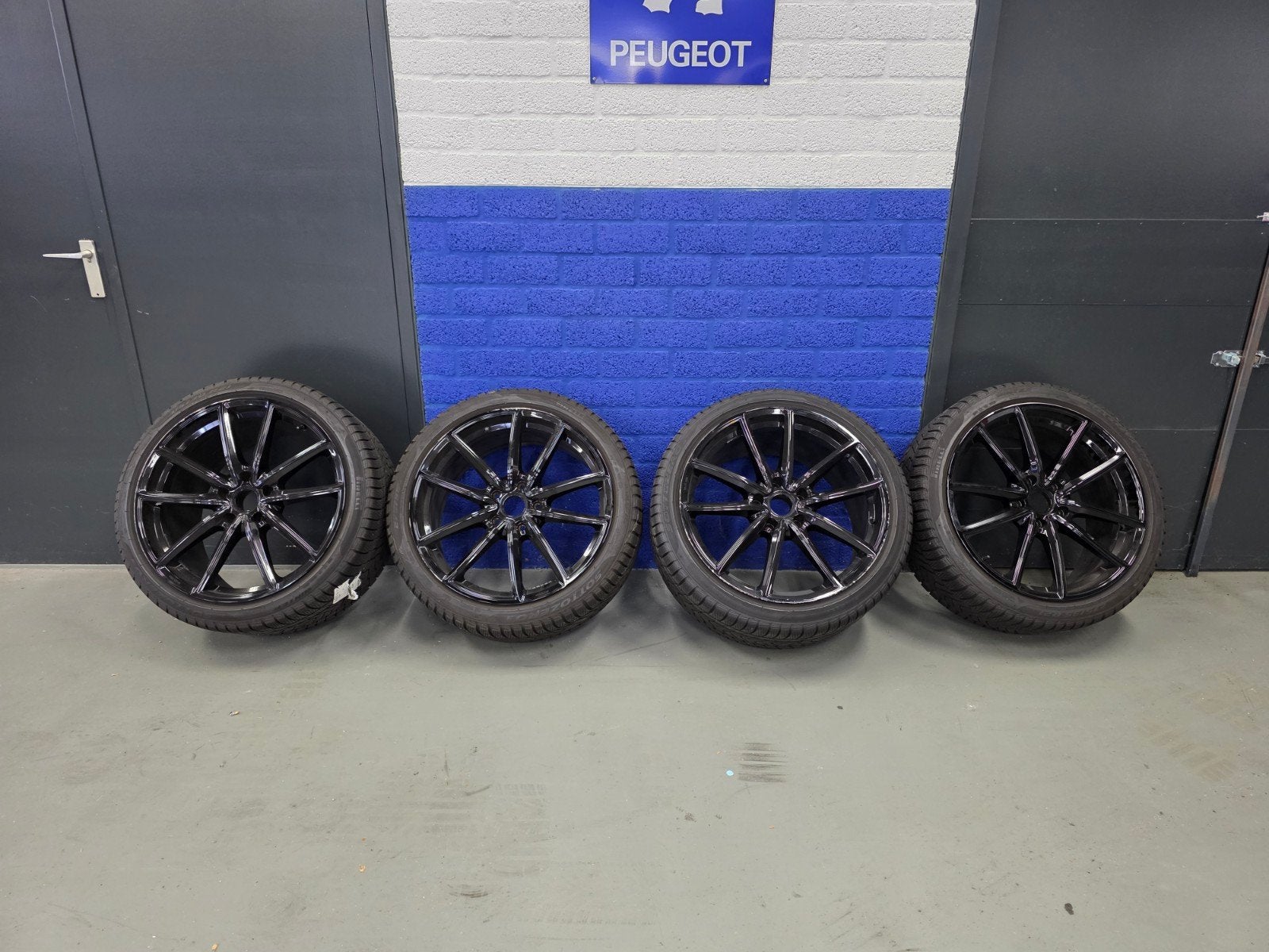 Porsche Panamera Breedset W-Banden + Velgen 21" incl. TPMS, Gebruikt, Banden en Velgen, Personenwagen, 315 mm
