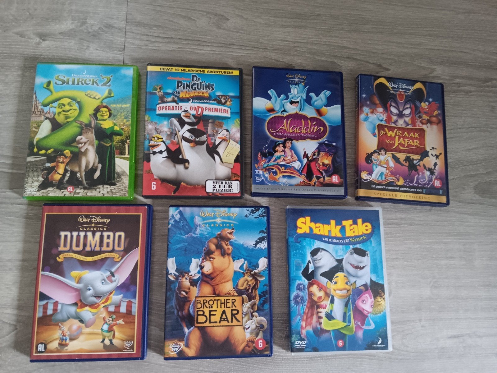 disney en dreamworks dvd's, Ophalen