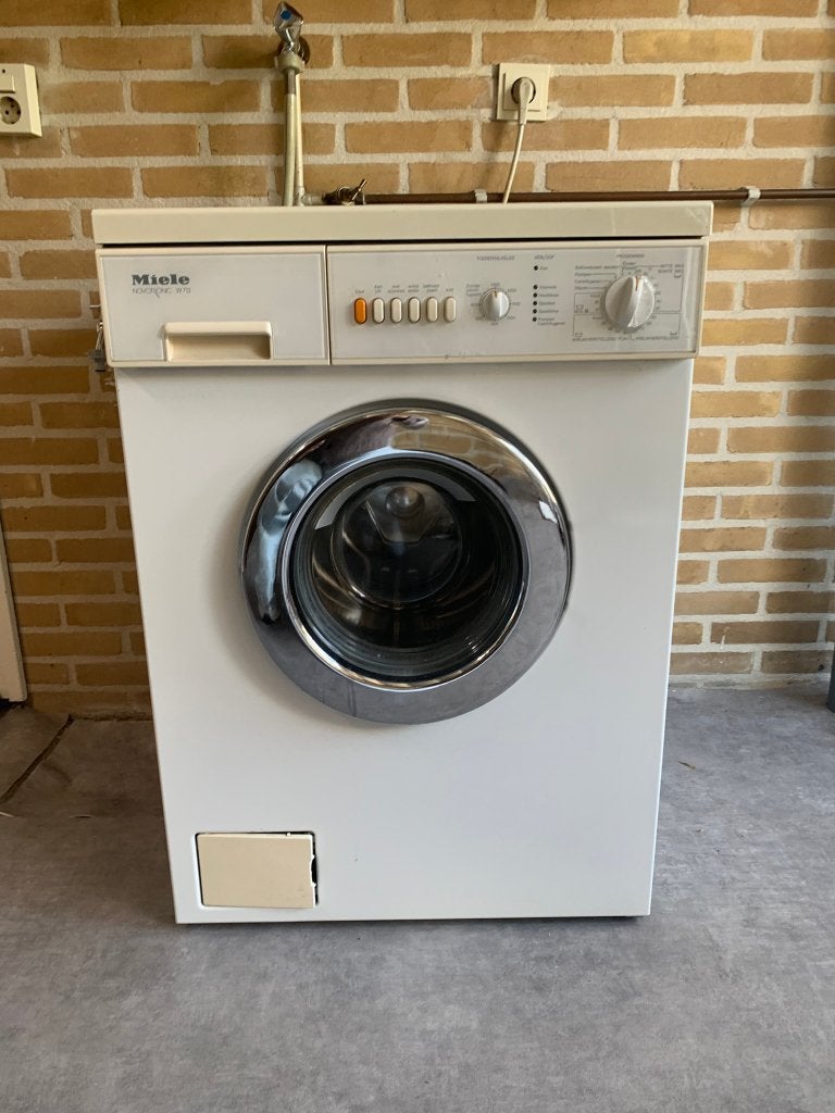 Wasmachine (Miele), Witgoed en Apparatuur, Wasmachines, Ophalen, 1200 tot 1600 toeren, Gebruikt, 4 tot 6 kg