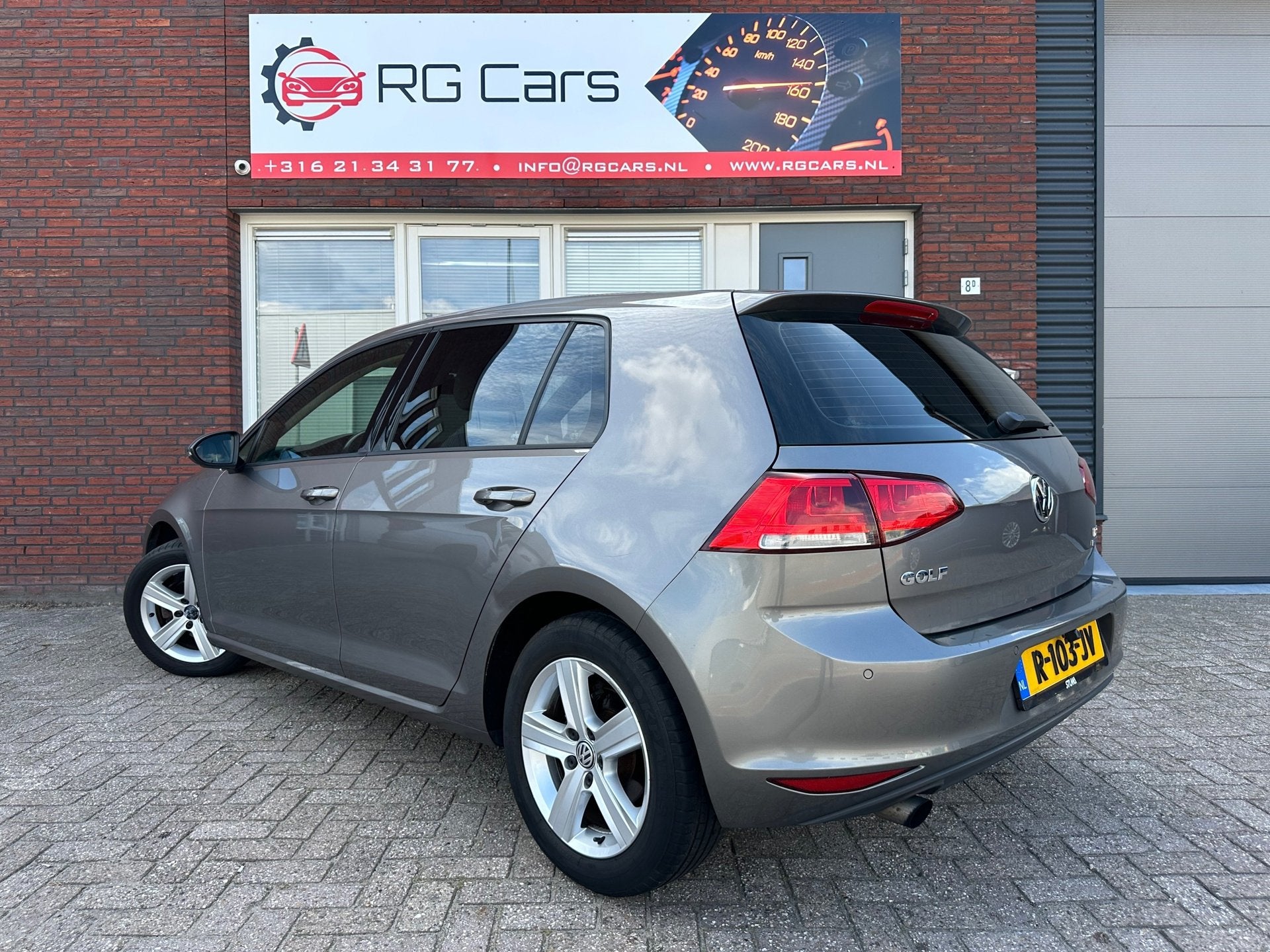 Volkswagen Golf 1.2 TSI Highline / Navi / Camera / PDC / Cli, Auto's, Volkswagen, Euro 5, Stof, Gebruikt, 4 cilinders